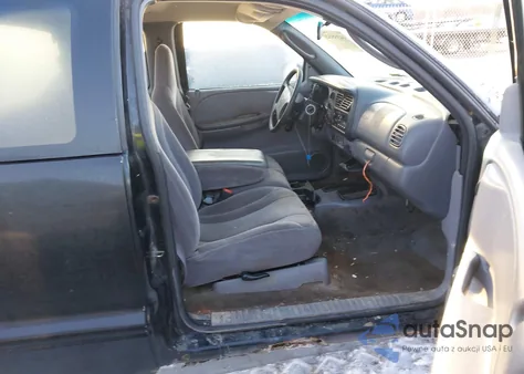 2000 Dodge Dakota Slt/Sport z USA, uszkodzony, nr VIN 1B7GL22X6YS697248